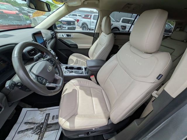 Certified 2024 Ford Explorer Platinum w/ Technology Package AWD/4WD image 8