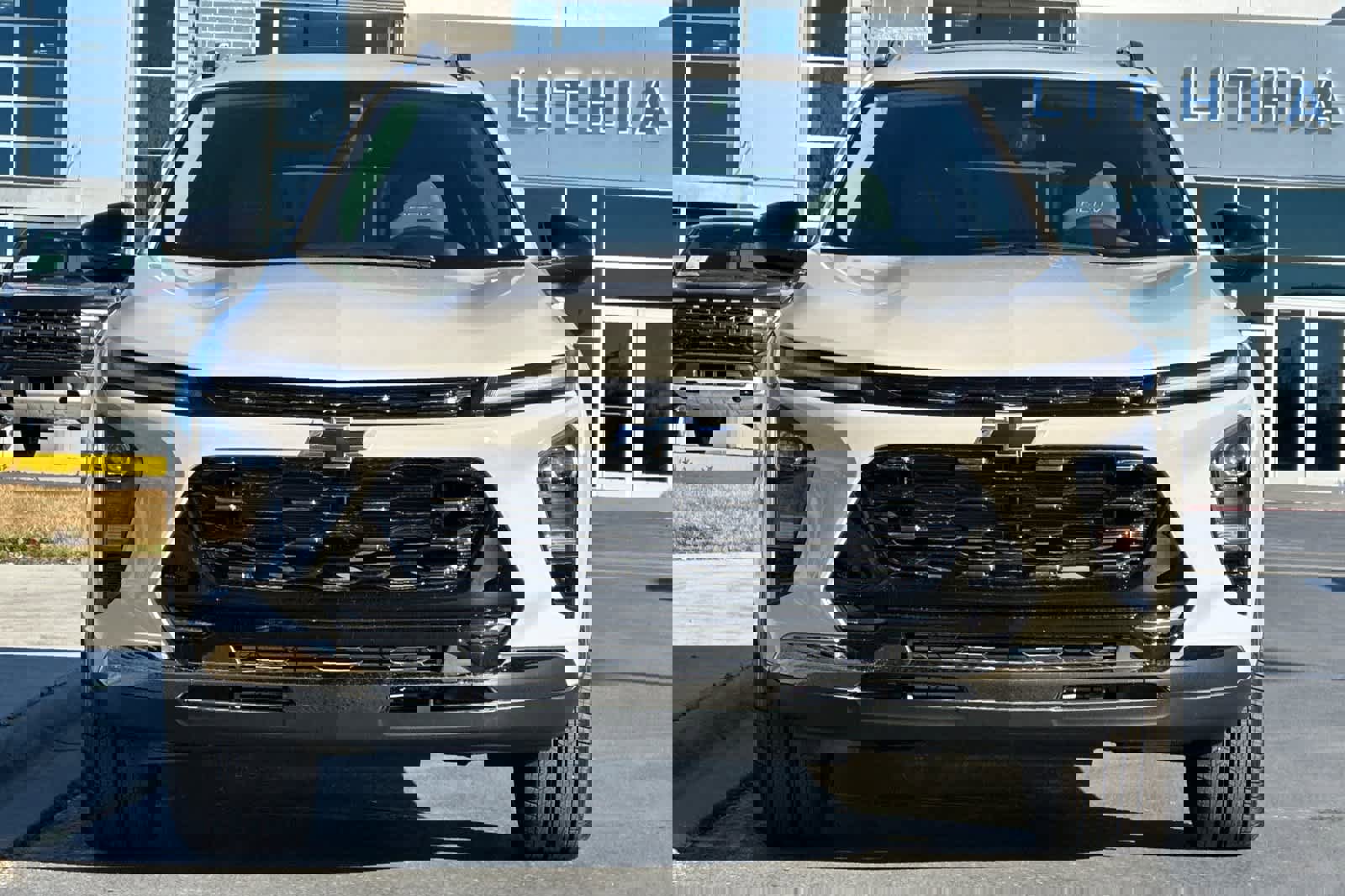 Used 2026 Chevrolet Trax ACTIV w/ Sunroof Package image 10