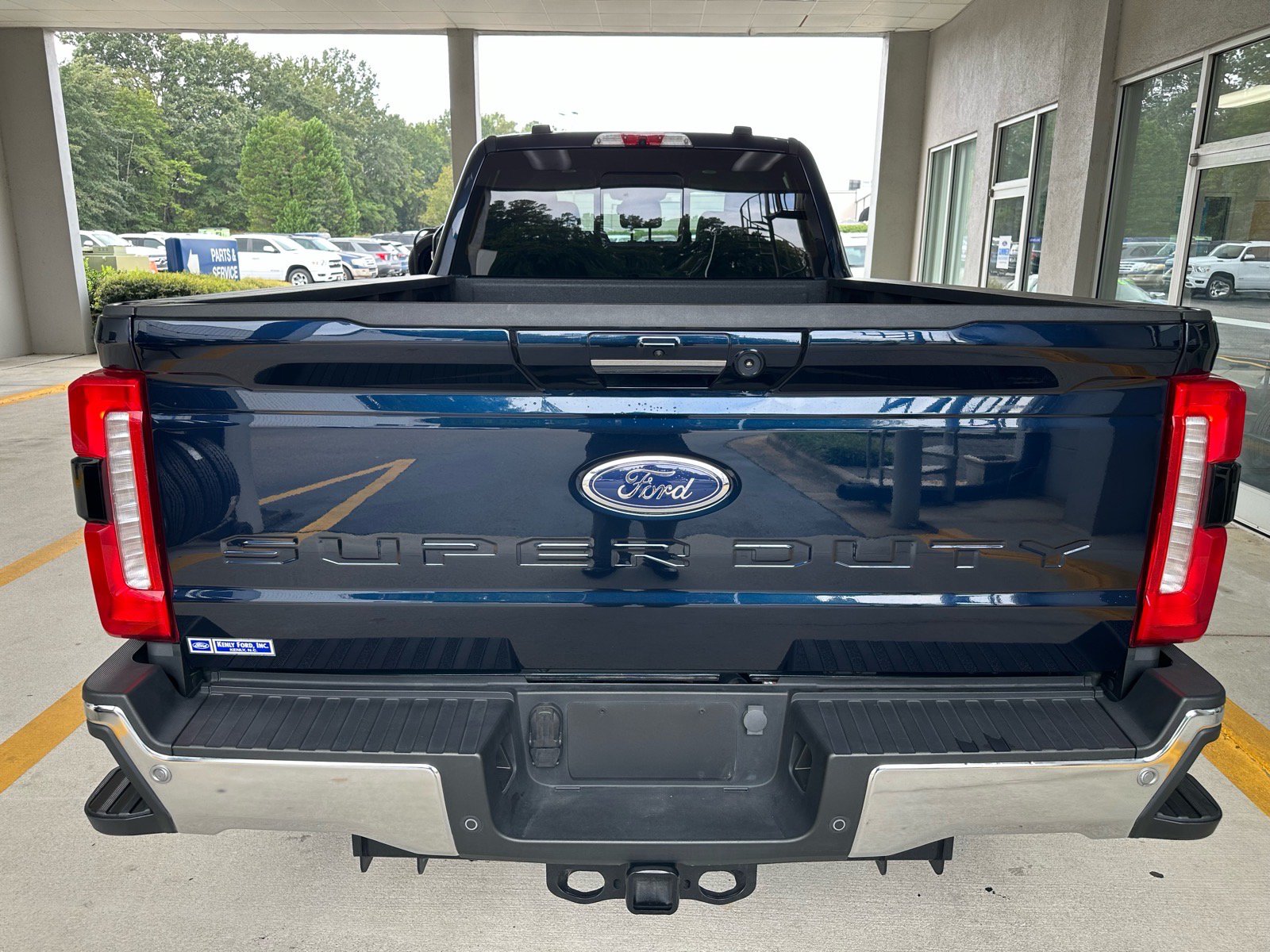 Certified 2024 Ford F250 Lariat w/ Lariat Ultimate Package AWD/4WD image 12