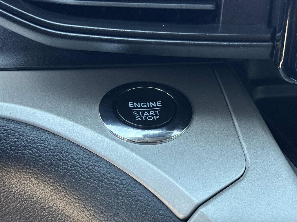 Certified 2023 Ford Explorer XLT RWD image 17