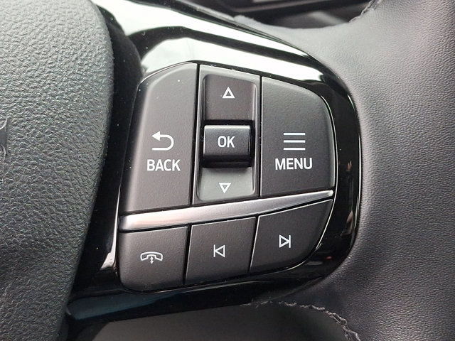 Certified 2024 Ford Escape Platinum AWD/4WD image 24