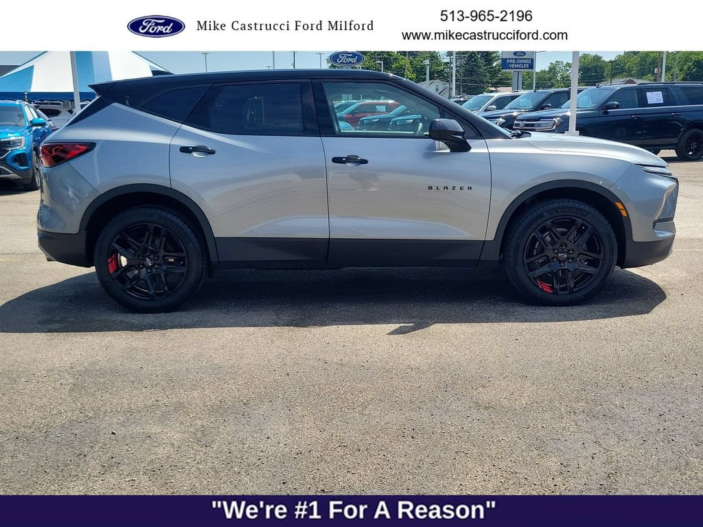 Used 2023 Chevrolet Blazer LT AWD/4WD image 6
