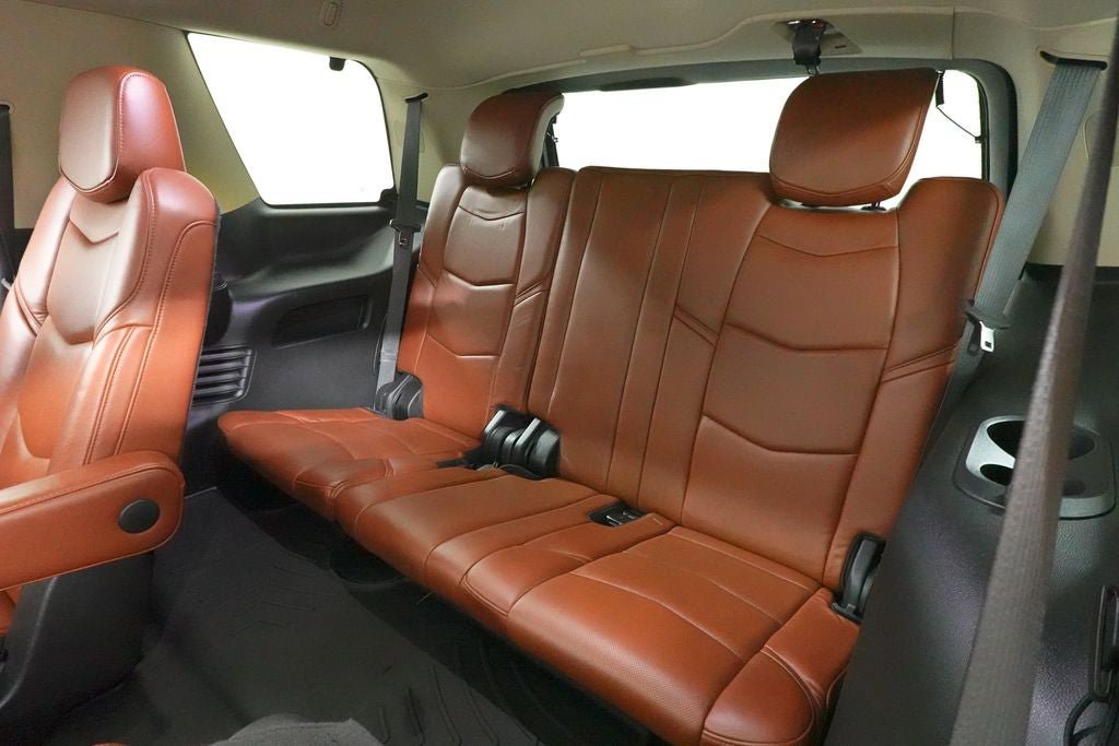 Used 2020 Cadillac Escalade Luxury AWD/4WD image 30