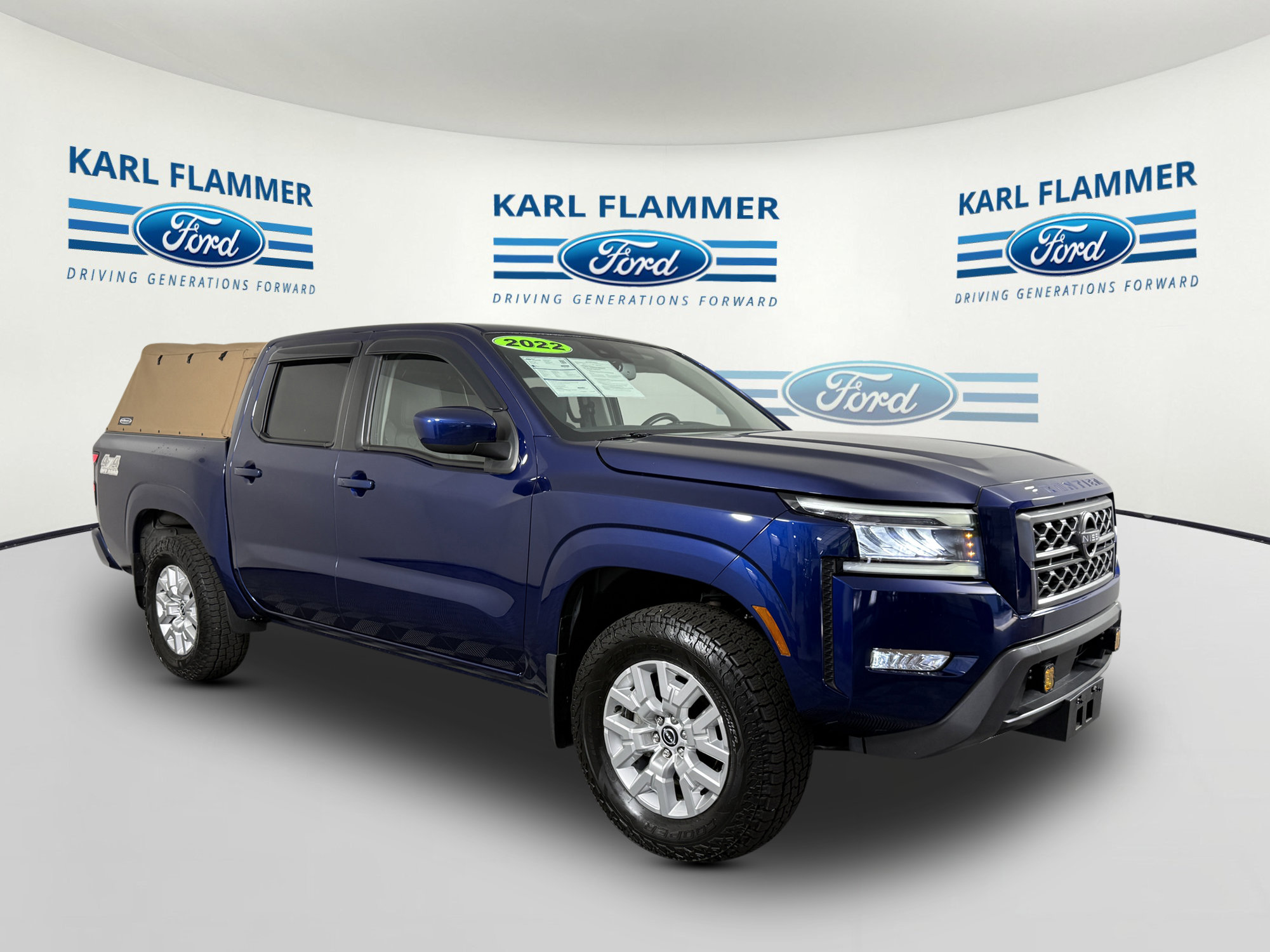 Used 2022 Nissan Frontier SV w/ SV Premium Package AWD/4WD image 1