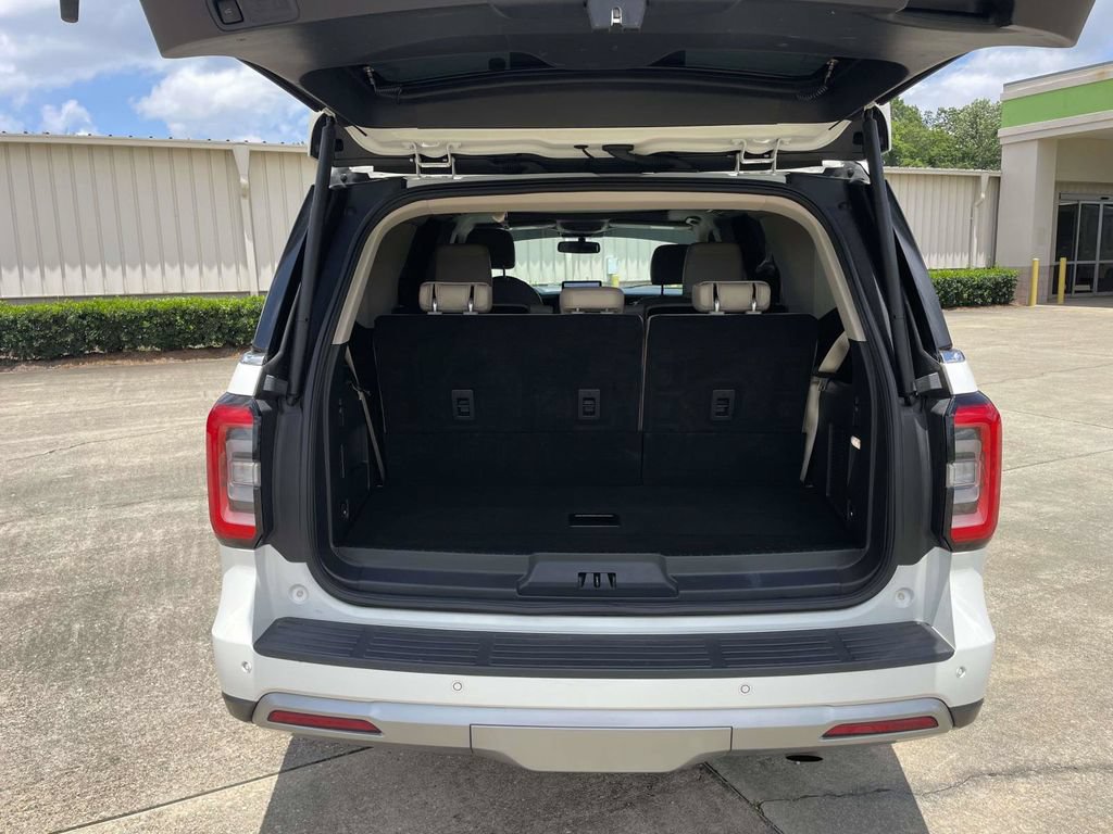 Certified 2024 Ford Expedition Limited RWD image 10