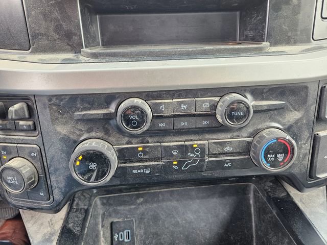 Certified 2024 Ford F350 XLT w/ 360-Degree Camera Package image 23