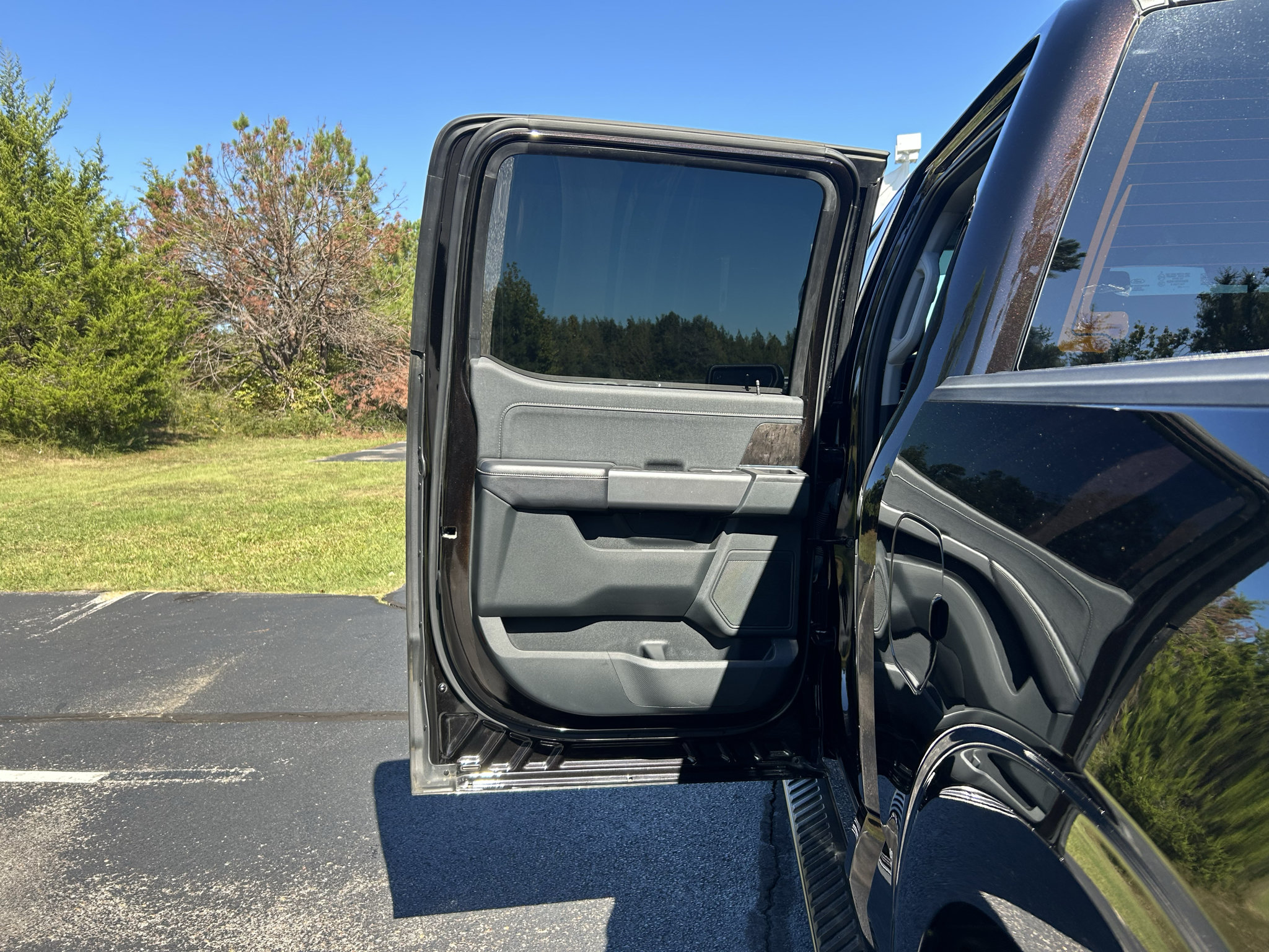 Certified 2021 Ford F150 Lariat AWD/4WD image 18
