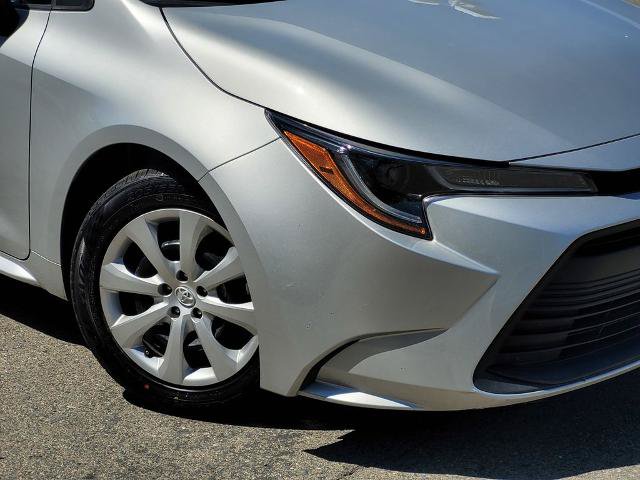 Used 2023 Toyota Corolla LE FWD image 9