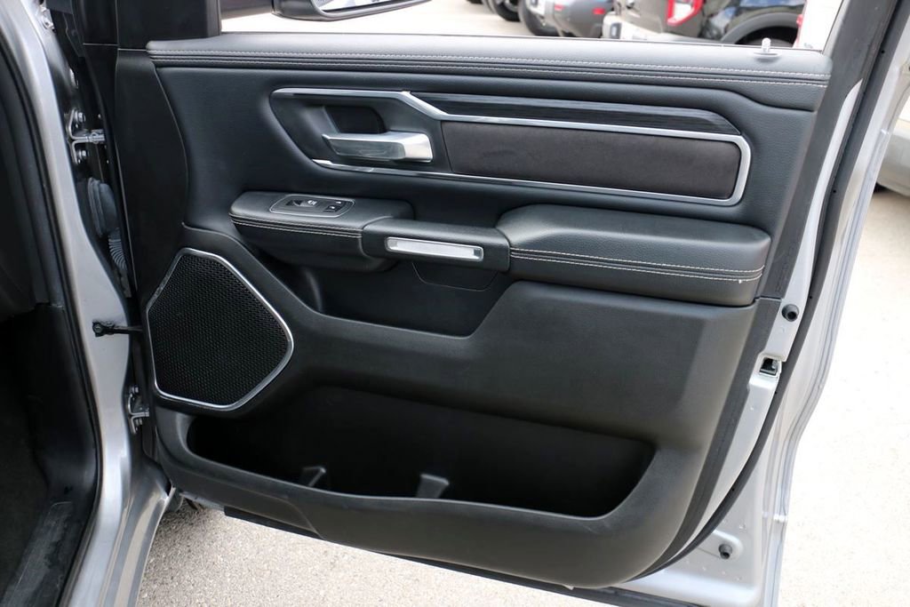 Used 2024 RAM 1500 Laramie image 34