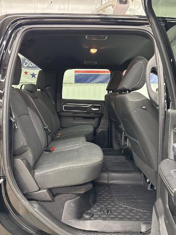 Used 2024 RAM 2500 Big Horn w/ Sport Appearance Package image 18