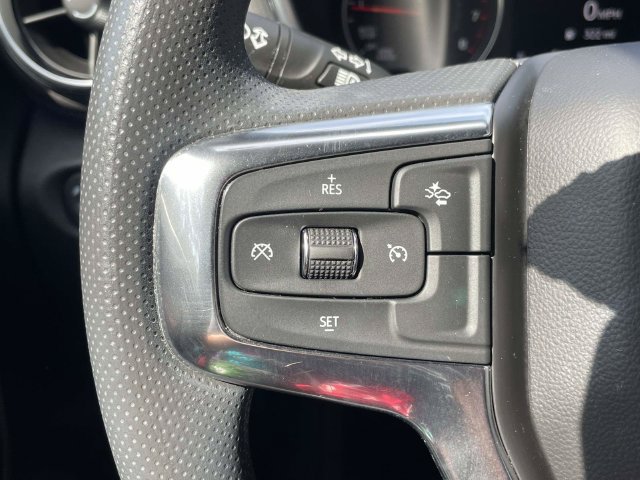 Used 2025 Chevrolet Blazer LT w/ Driver Confidence Package FWD image 23