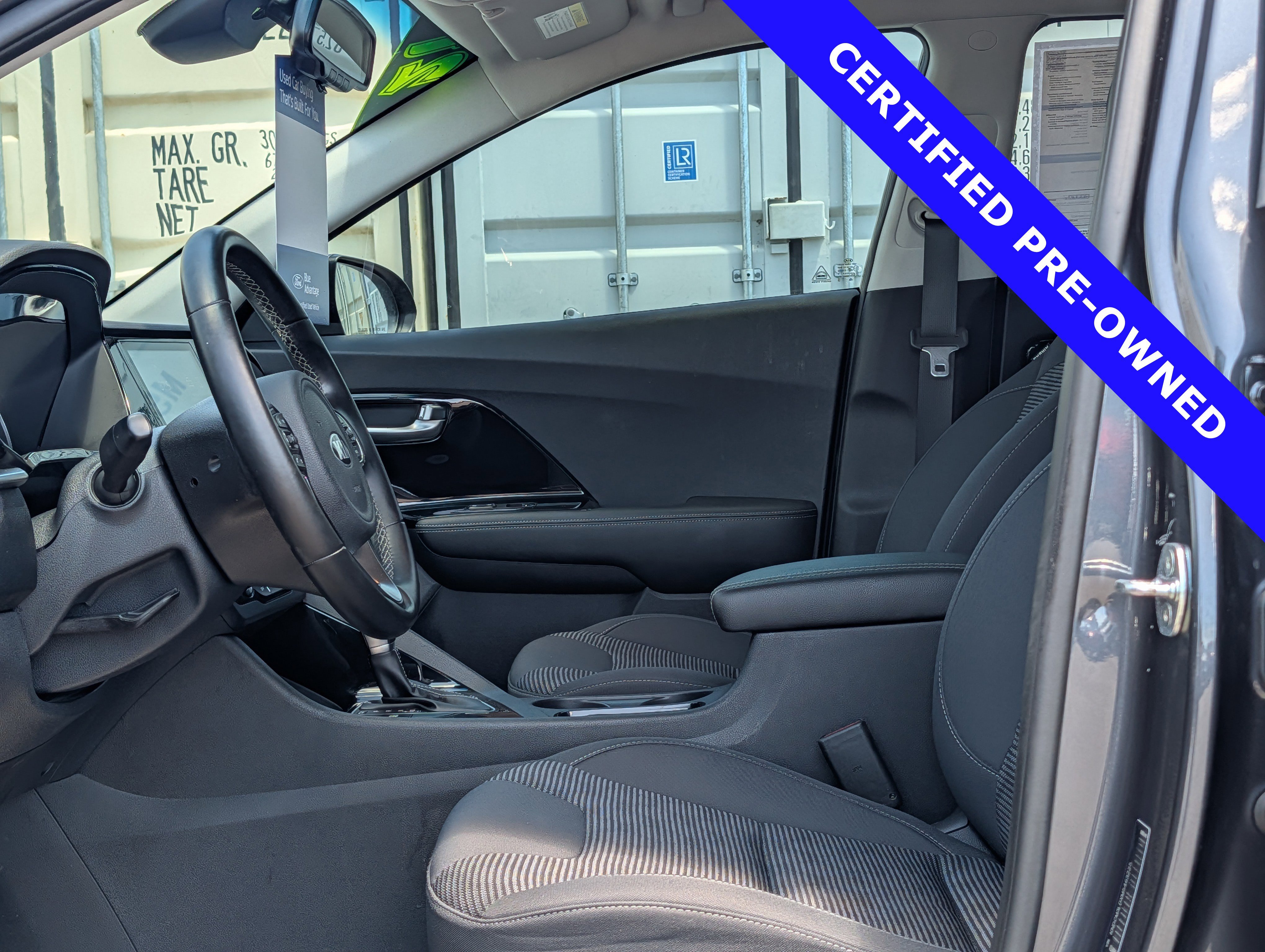 Used 2021 Kia Niro LXS FWD image 19