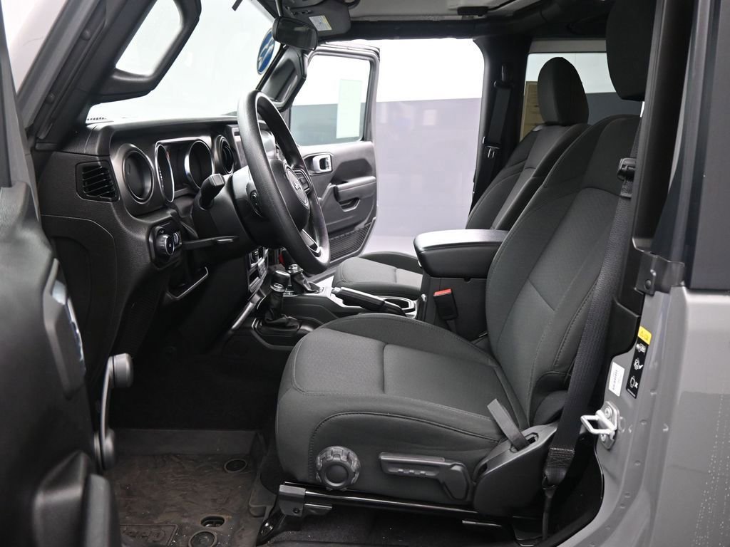Used 2023 Jeep Wrangler Willys image 40