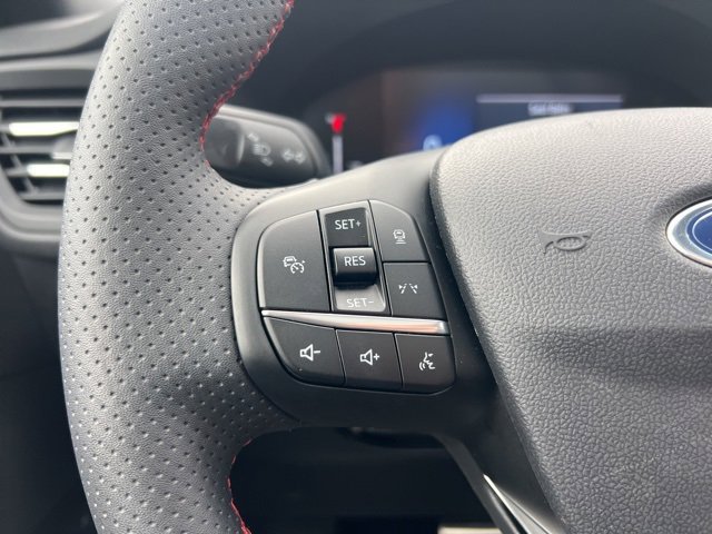 Certified 2023 Ford Escape ST-Line w/ Tech Pack #1 image 9