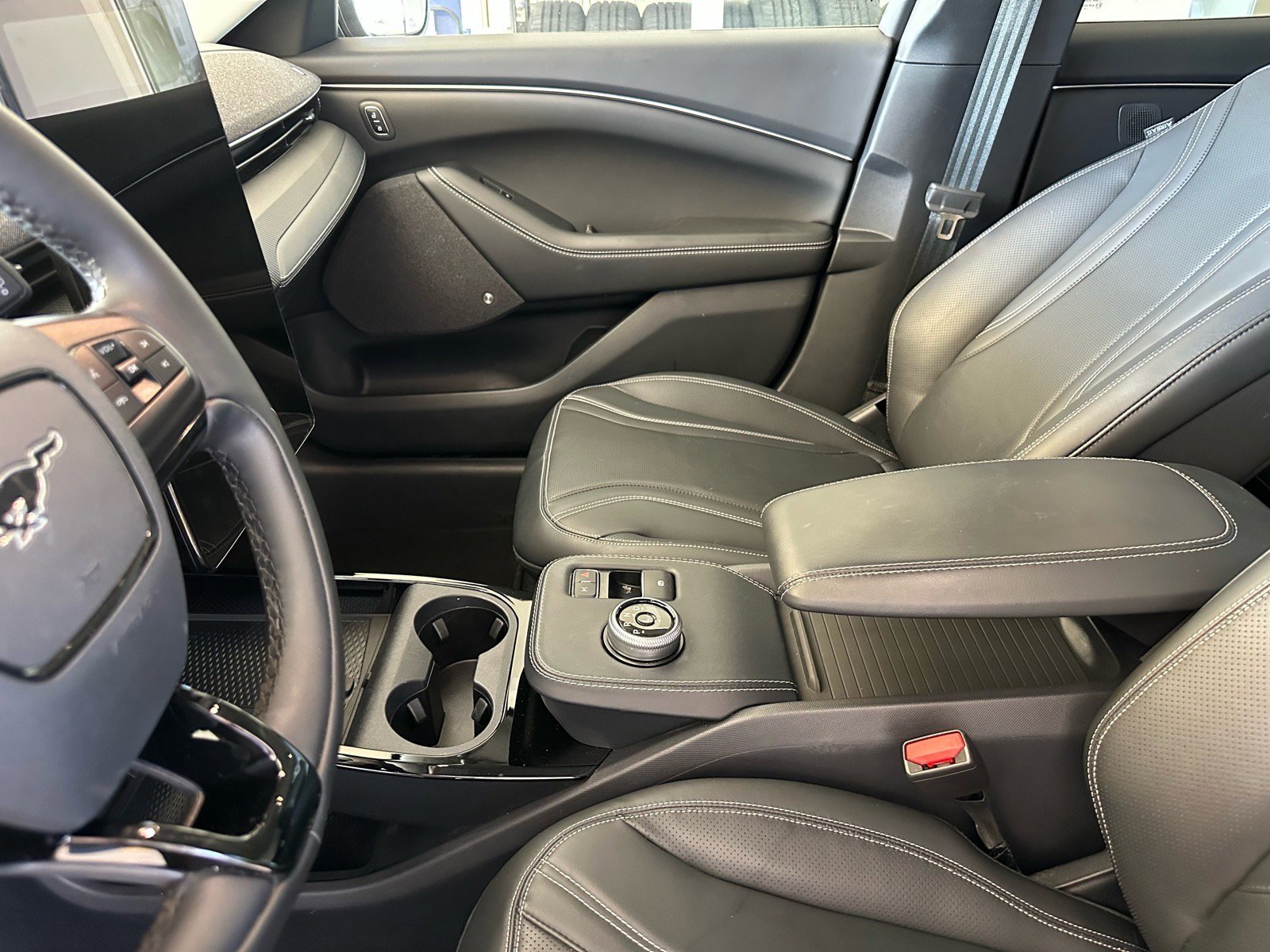 Certified 2024 Ford Mustang Mach-E Premium image 23