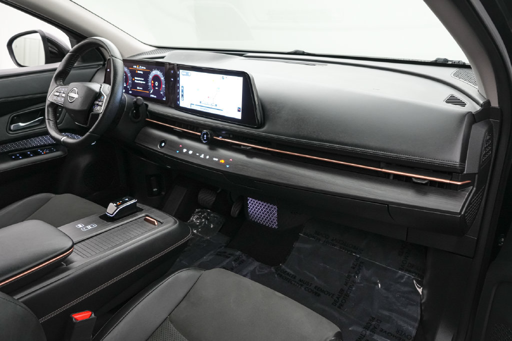 Used 2023 Nissan Ariya FWD image 25