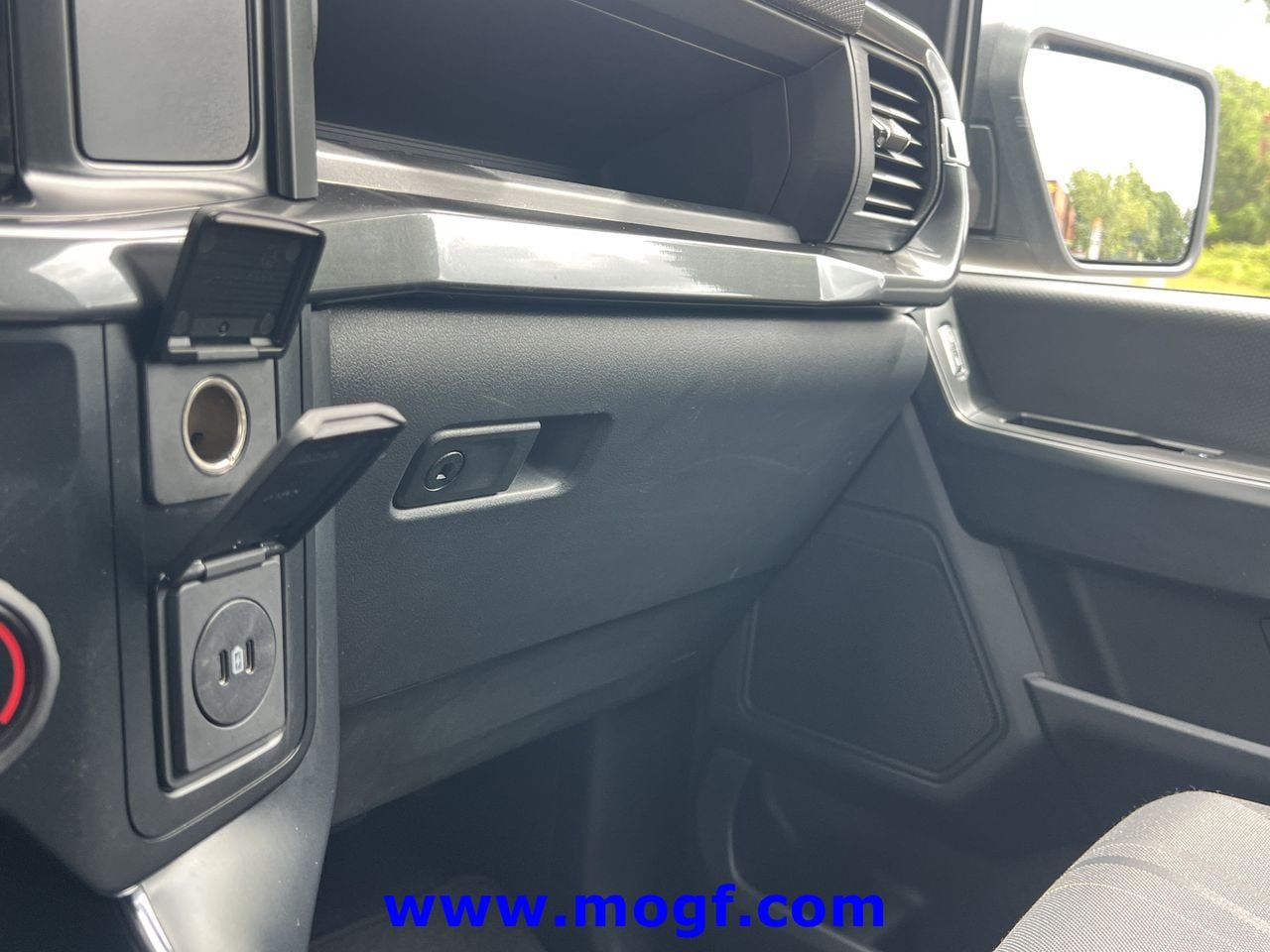 Certified 2024 Ford F150 STX RWD image 11