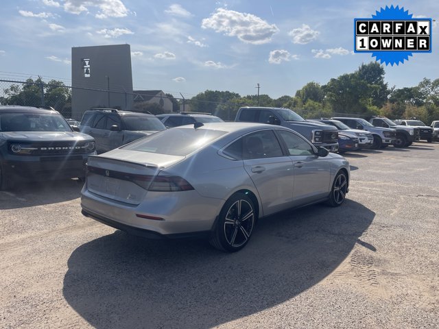 Used 2025 Honda Accord Sport image 3