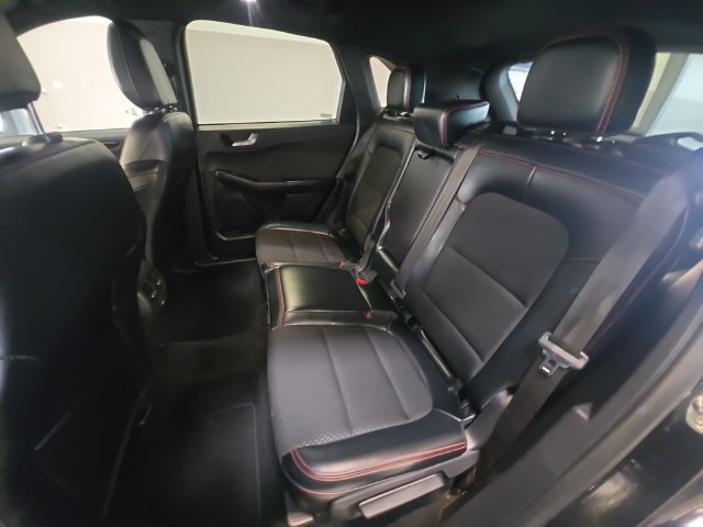 Certified 2025 Ford Escape ST-Line AWD/4WD image 22