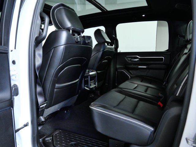 Used 2025 RAM 1500 Laramie w/ Sport Appearance Package AWD/4WD image 15