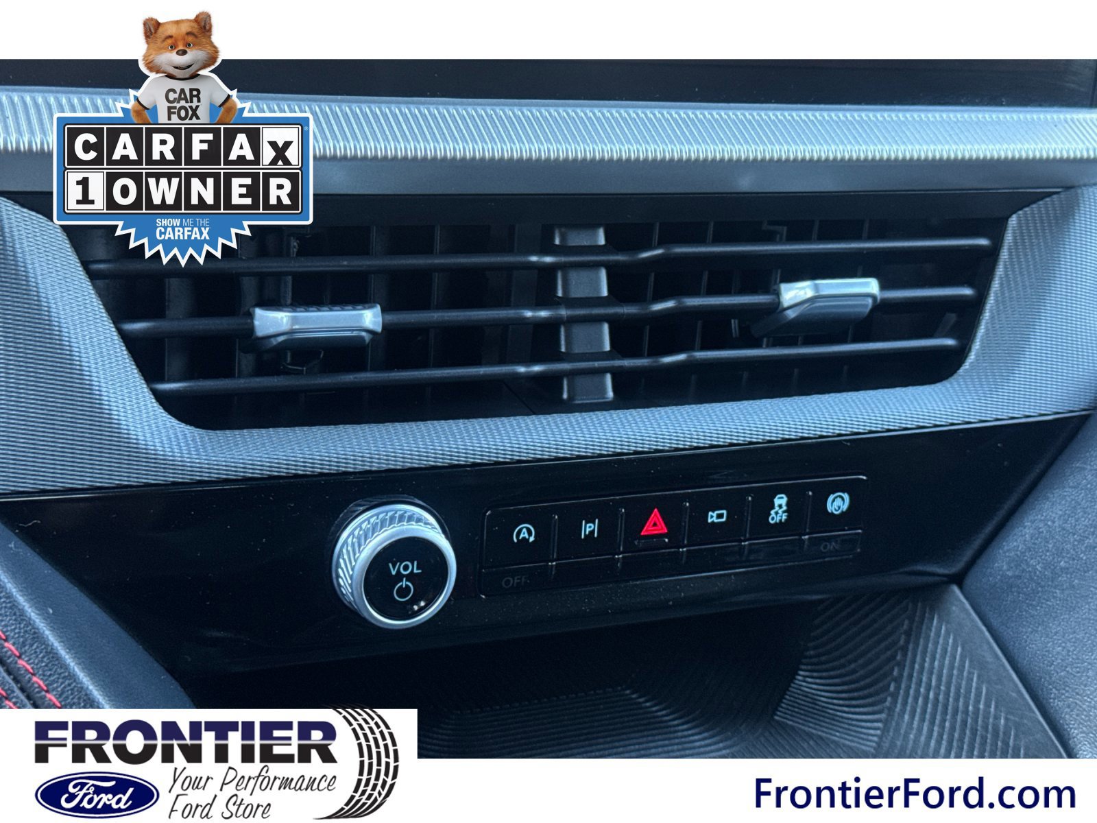 Certified 2025 Ford Explorer ST-Line AWD/4WD image 23