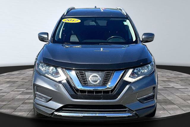 Used 2017 Nissan Rogue SV FWD image 3