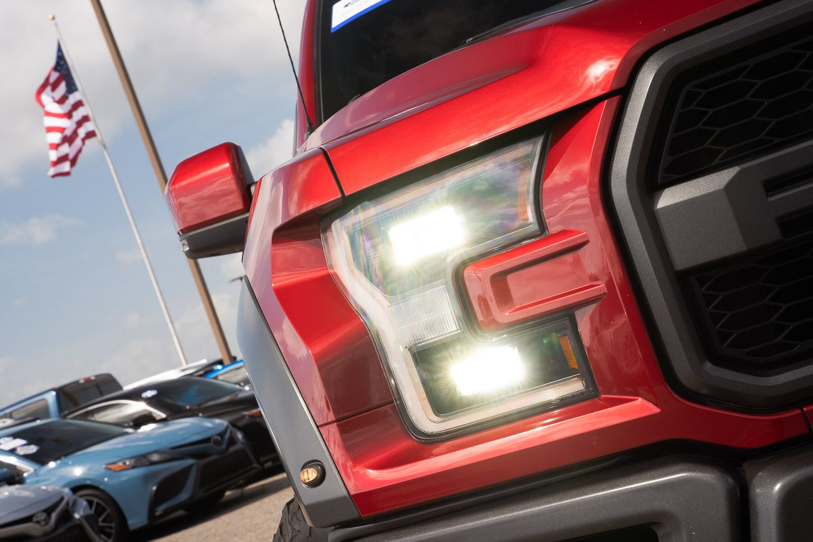 Certified 2020 Ford F150 Raptor w/ Equipment Group 802A Luxury AWD/4WD image 19