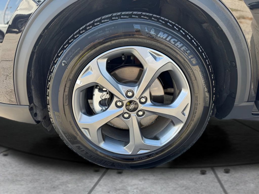 Certified 2025 Ford Escape ST-Line image 30