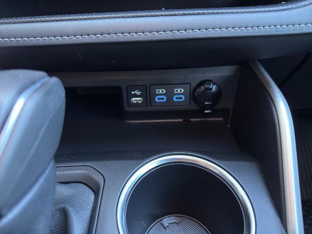 Used 2022 Toyota Highlander XLE image 27