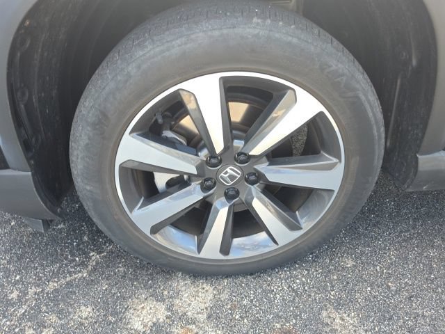 Used 2023 Honda Pilot Touring image 8