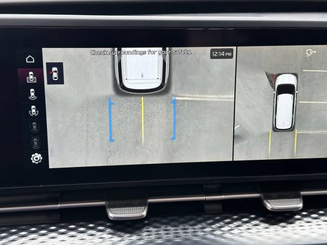 Used 2023 Kia Carnival SX Prestige FWD image 29