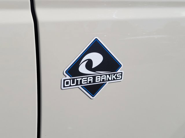 Certified 2025 Ford Bronco Outer Banks AWD/4WD image 8