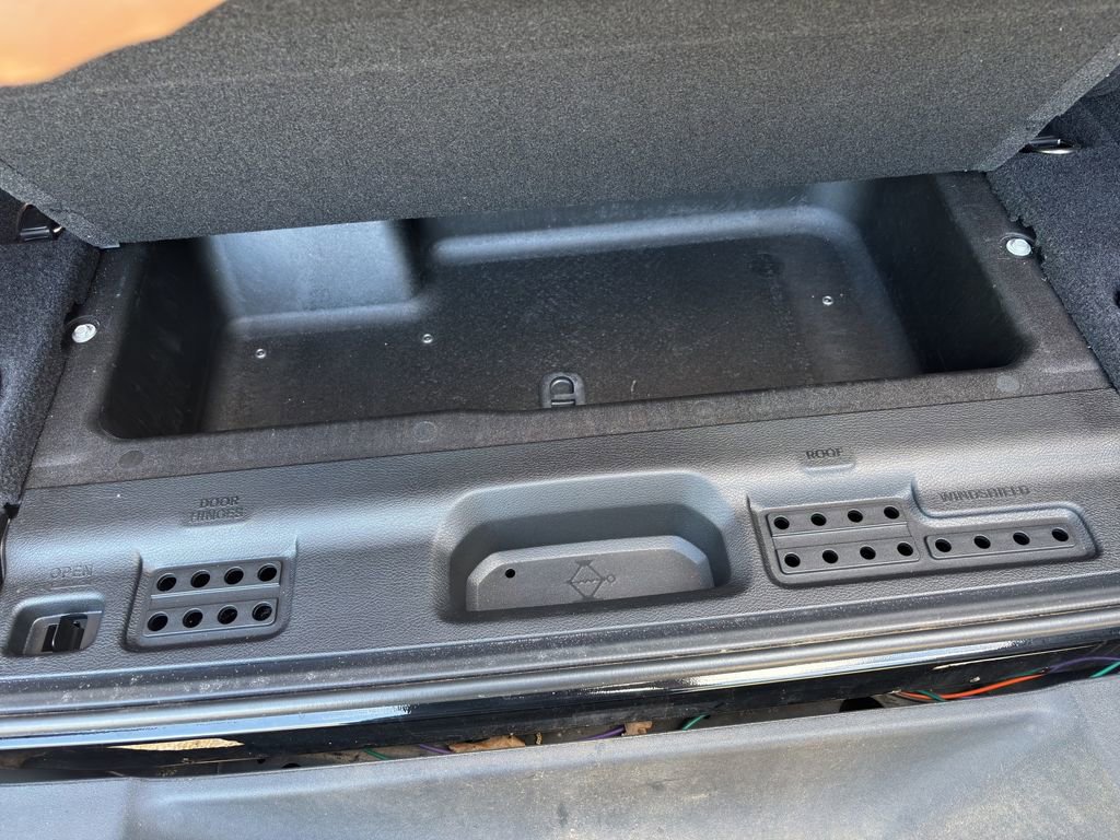 Used 2022 Jeep Wrangler Sport S image 9