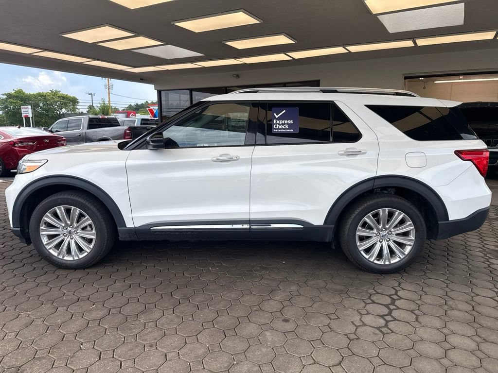 Certified 2022 Ford Explorer Limited w/ Limited Technology Package AWD/4WD image 10