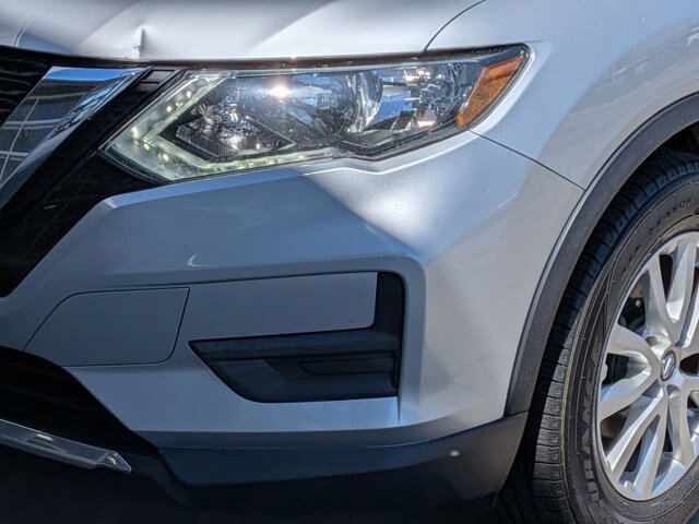 Used 2020 Nissan Rogue S w/ Special Edition Package FWD image 10