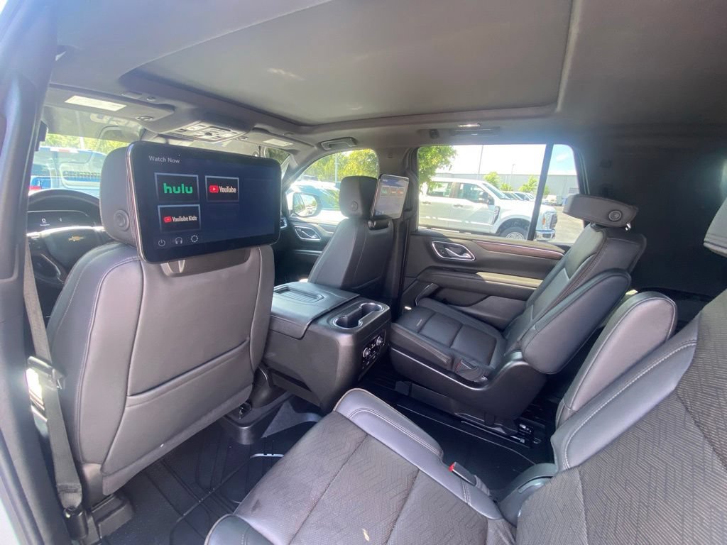 Used 2024 Chevrolet Tahoe High Country w/ Premium Package AWD/4WD image 23