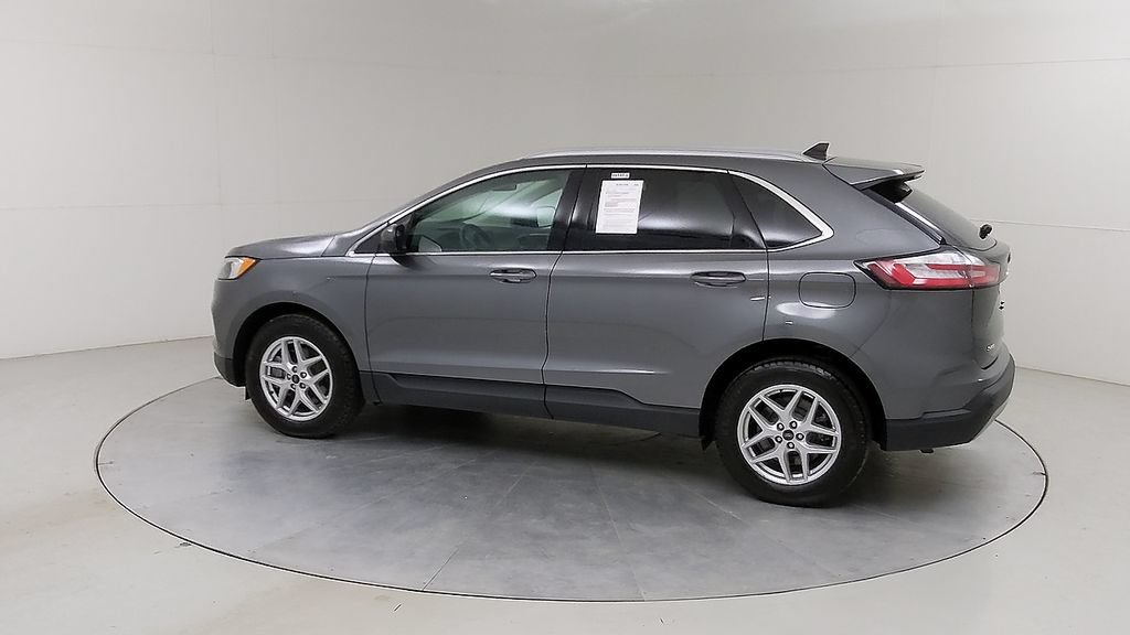 Certified 2024 Ford Edge SEL w/ Convenience Package AWD/4WD image 17