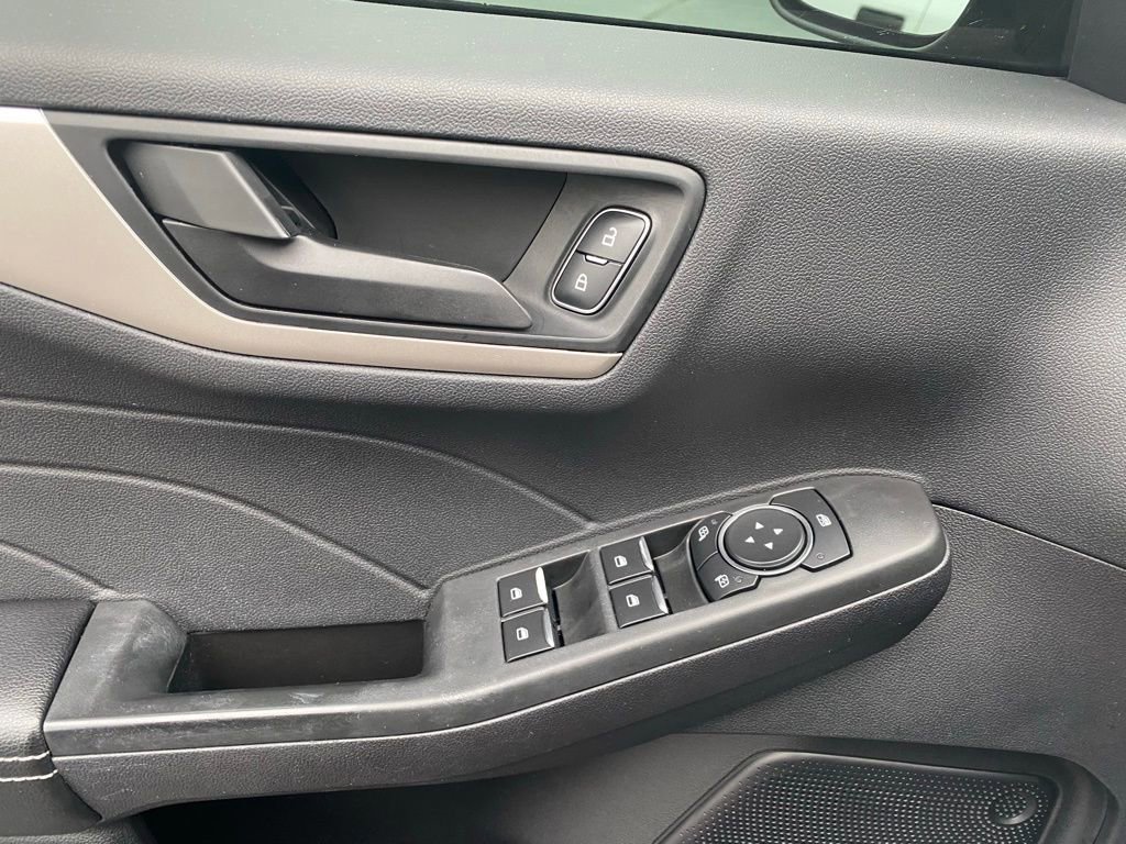 Certified 2022 Ford Escape S image 11