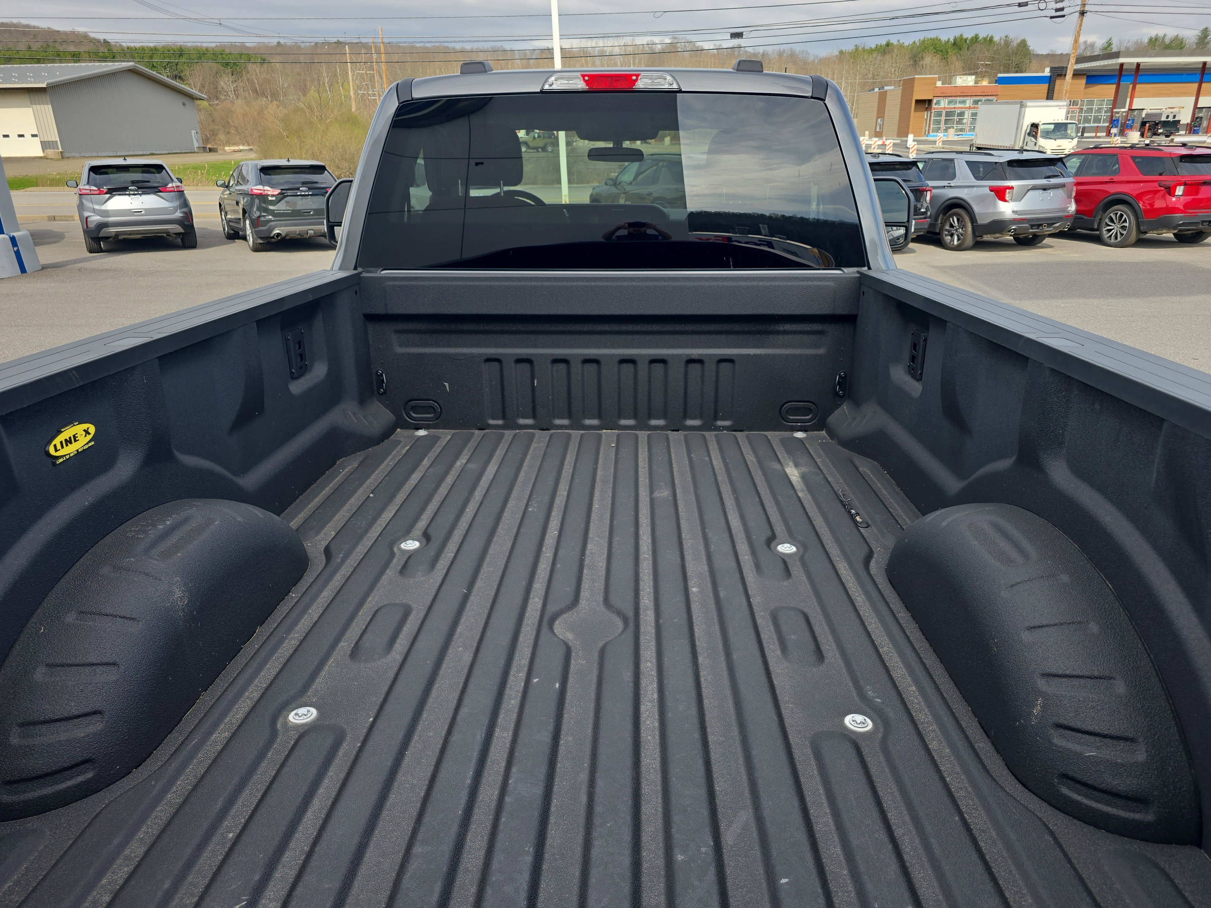 Certified 2025 Ford F350 XLT w/ Snow Plow Prep Package AWD/4WD image 9