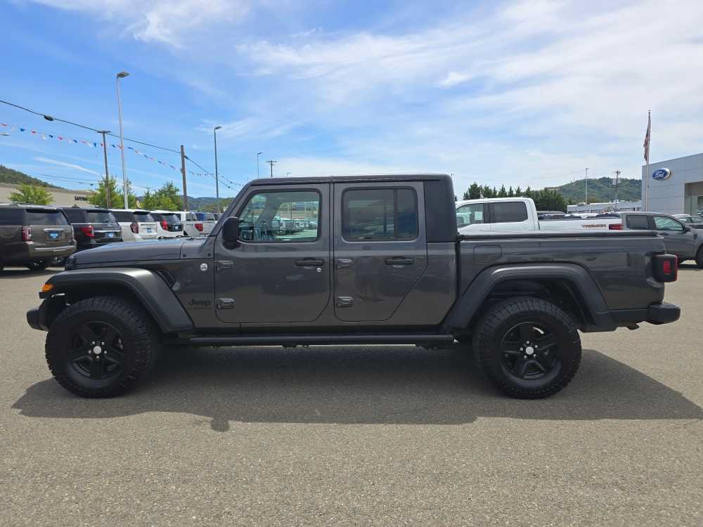 Used 2020 Jeep Gladiator Sport w/ Quick Order Package 24S AWD/4WD image 2