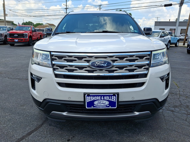 Certified 2018 Ford Explorer XLT w/ Equipment Group 202A AWD/4WD image 2