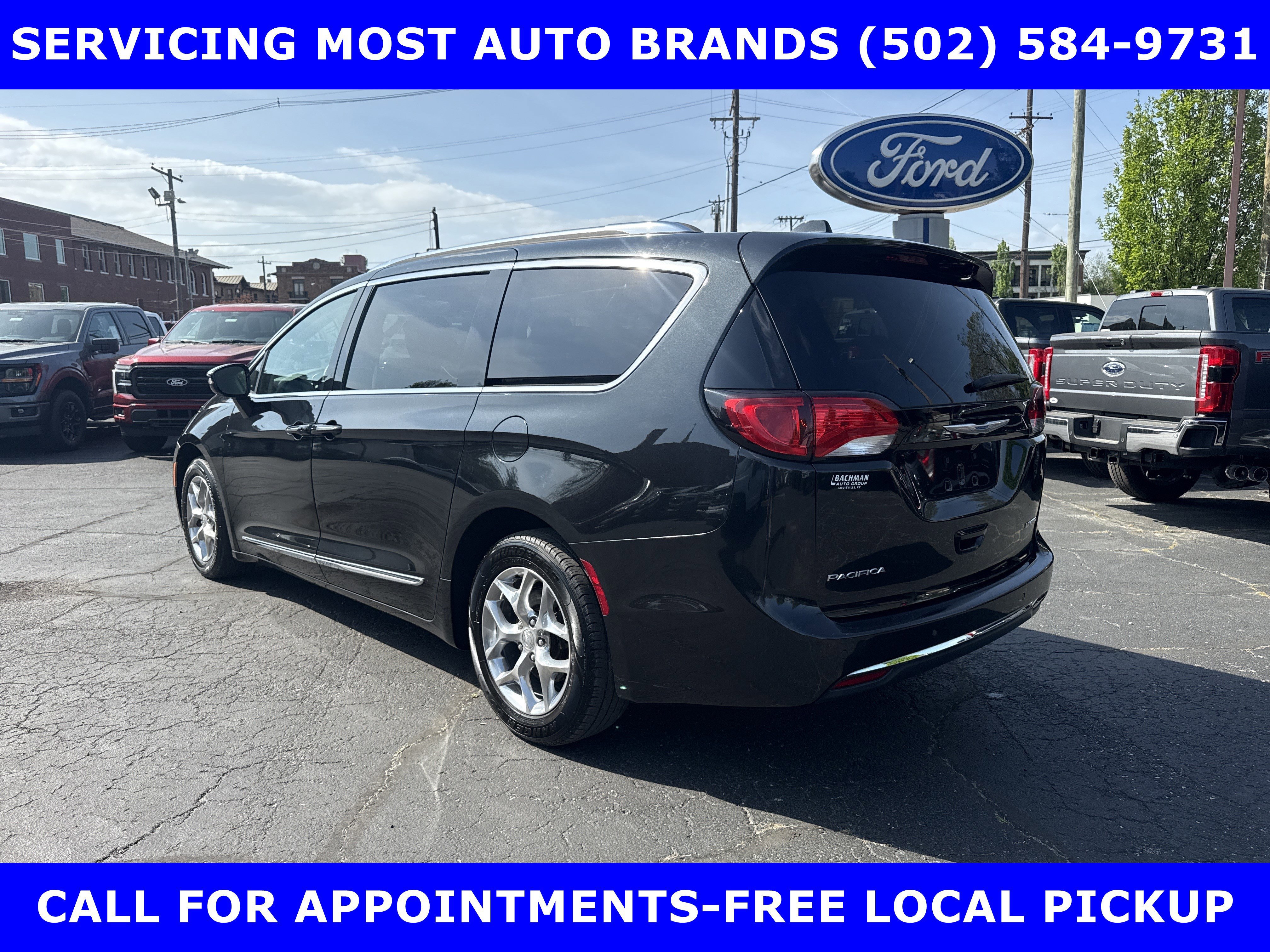 Used 2018 Chrysler Pacifica Limited FWD image 4
