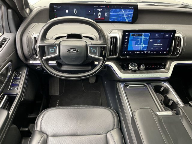Certified 2025 Ford Expedition Max Platinum w/ Stealth Appearance Package AWD/4WD image 17