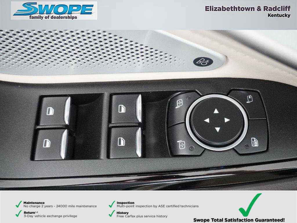 Certified 2022 Ford Explorer Platinum w/ Technology Package image 16