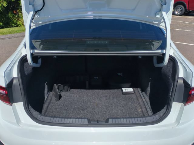 Used 2025 Volkswagen Jetta Sport FWD image 30