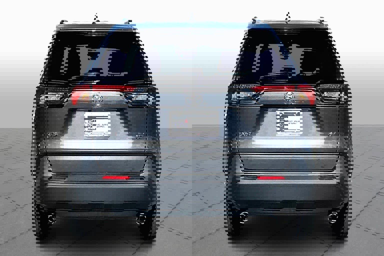 Used 2024 Toyota RAV4 XLE image 3