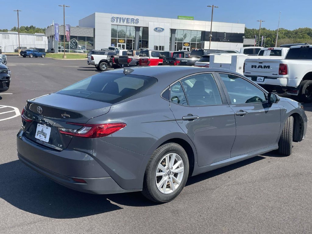 Used 2025 Toyota Camry LE FWD image 3