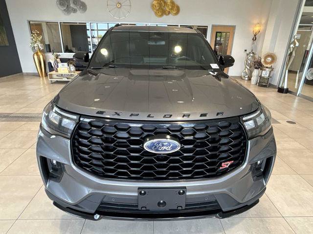Certified 2025 Ford Explorer ST AWD/4WD image 8