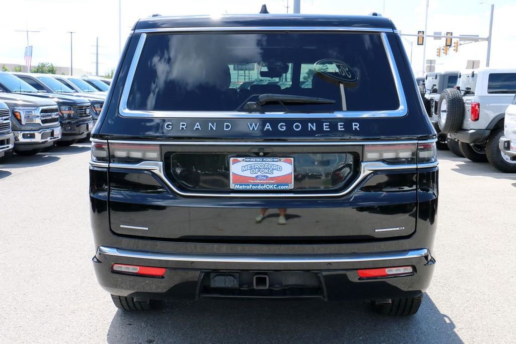 Used 2022 Jeep Grand Wagoneer Series II AWD/4WD image 6