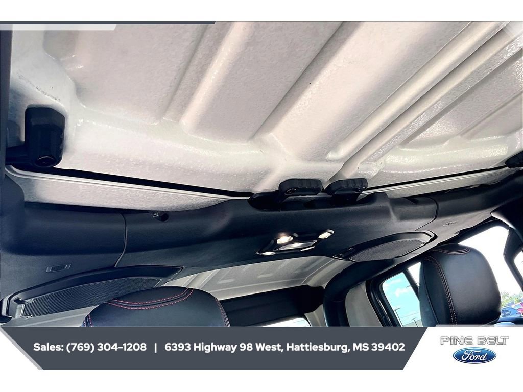 Used 2022 Jeep Gladiator Rubicon w/ LED Lighting Group image 17